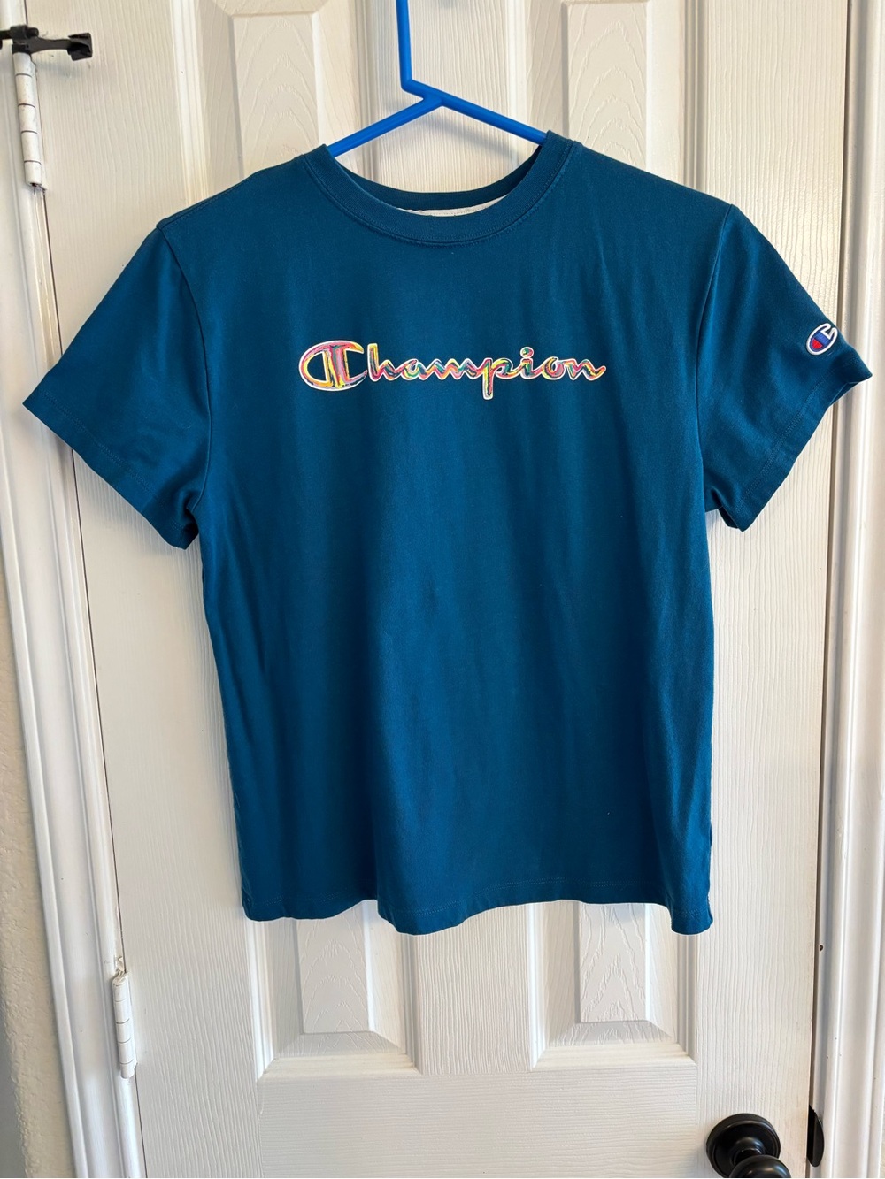 Champion Women’s Medium Teal Rainbow Script Logo T-shirt Short Sleeve Athletic